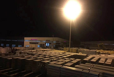 天未亮，我們已然在路上！